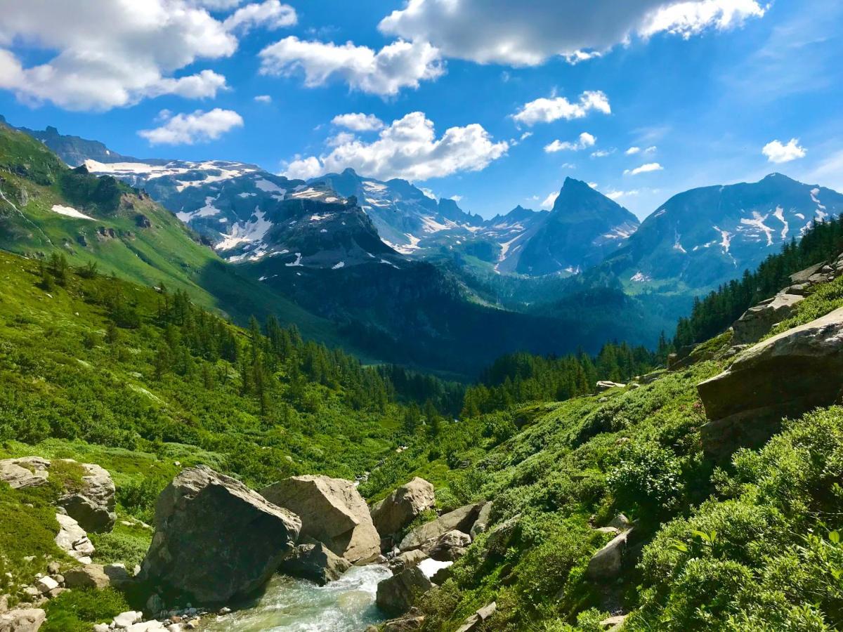 Casa Vacanza In Tipico Chalet Di Montagna Villa Varzo Kültér fotó