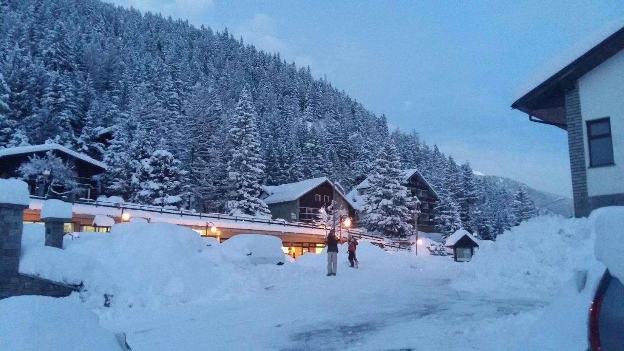 Casa Vacanza In Tipico Chalet Di Montagna Villa Varzo Kültér fotó